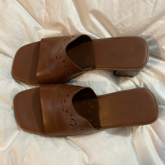 Montego Bay brown leather cut-out slide sandals block heel - Picture 4 of 4